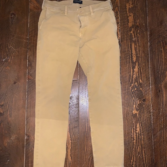 American eagle khakis - Picture 1 of 5